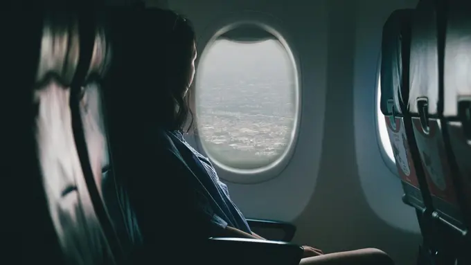 Pemerintah Perbolehkan Anak di Bawah 12 Tahun Naik Pesawat, Ini Syaratnya