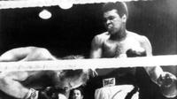Pertarungan Muhammad Ali versus Rudi Lubbers di Jakarta, pada 20 Oktober 1973. (Boxrec)