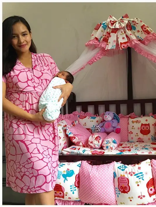 Lama menghilang, pesinetron yang melejit lewat sinetron 'Gembel Naik Kelas' itu merasa canggung saat awal 2015 lalu kembali menjalani syuting. (Instagram/@intan_nuraini23)