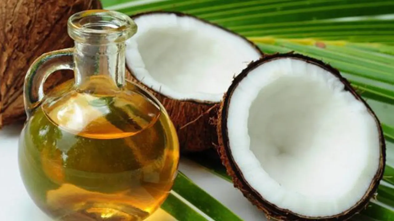 (C) shutterstock