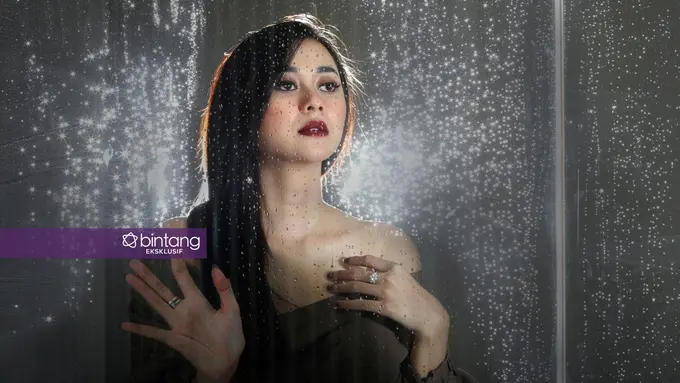 [Bintang] Aura Kasih