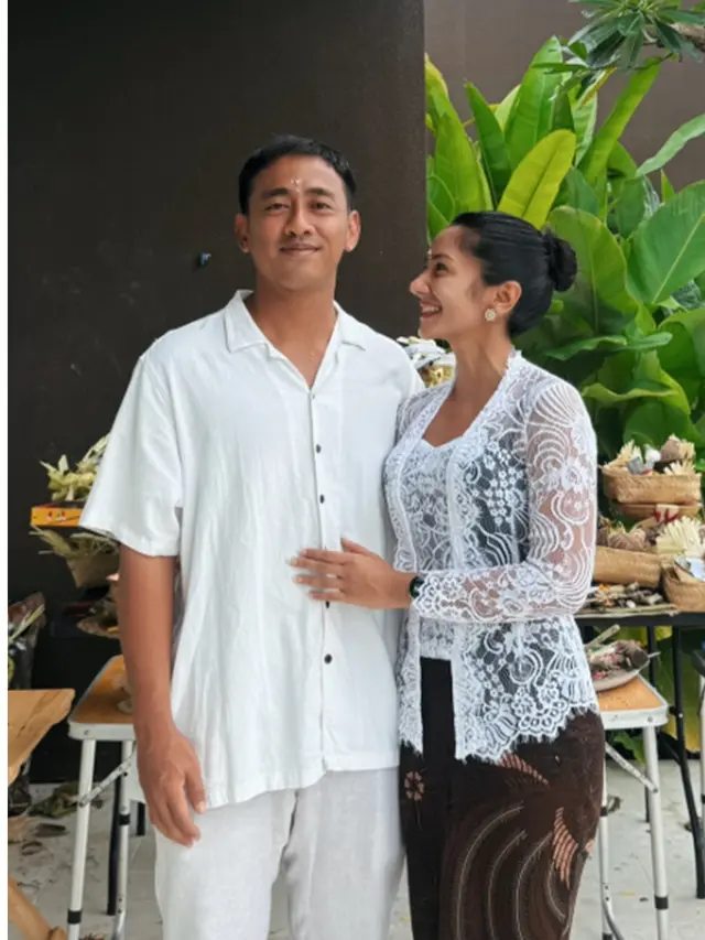 6 Potret Upacara Melaspas Vila Baru Fanny Ghassani di Bali, Intip Area Luarnya