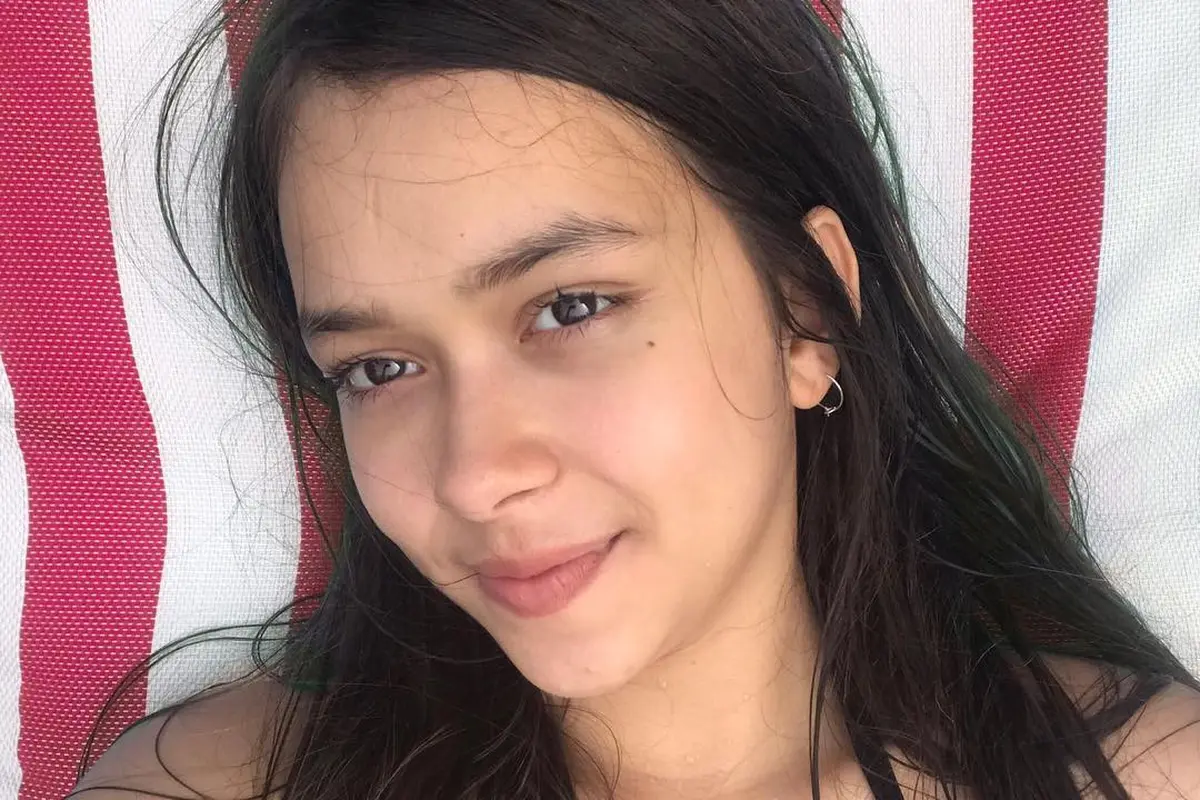 6 Potret Rebecca Klopper Tanpa Makeup, Menawan di Usia 21 Tahun