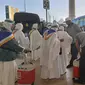 Jemaah haji Indonesia tiba di Bandara Jeddah, Arab Saudi. (Liputan6.com/Nafiysul Qodar).
