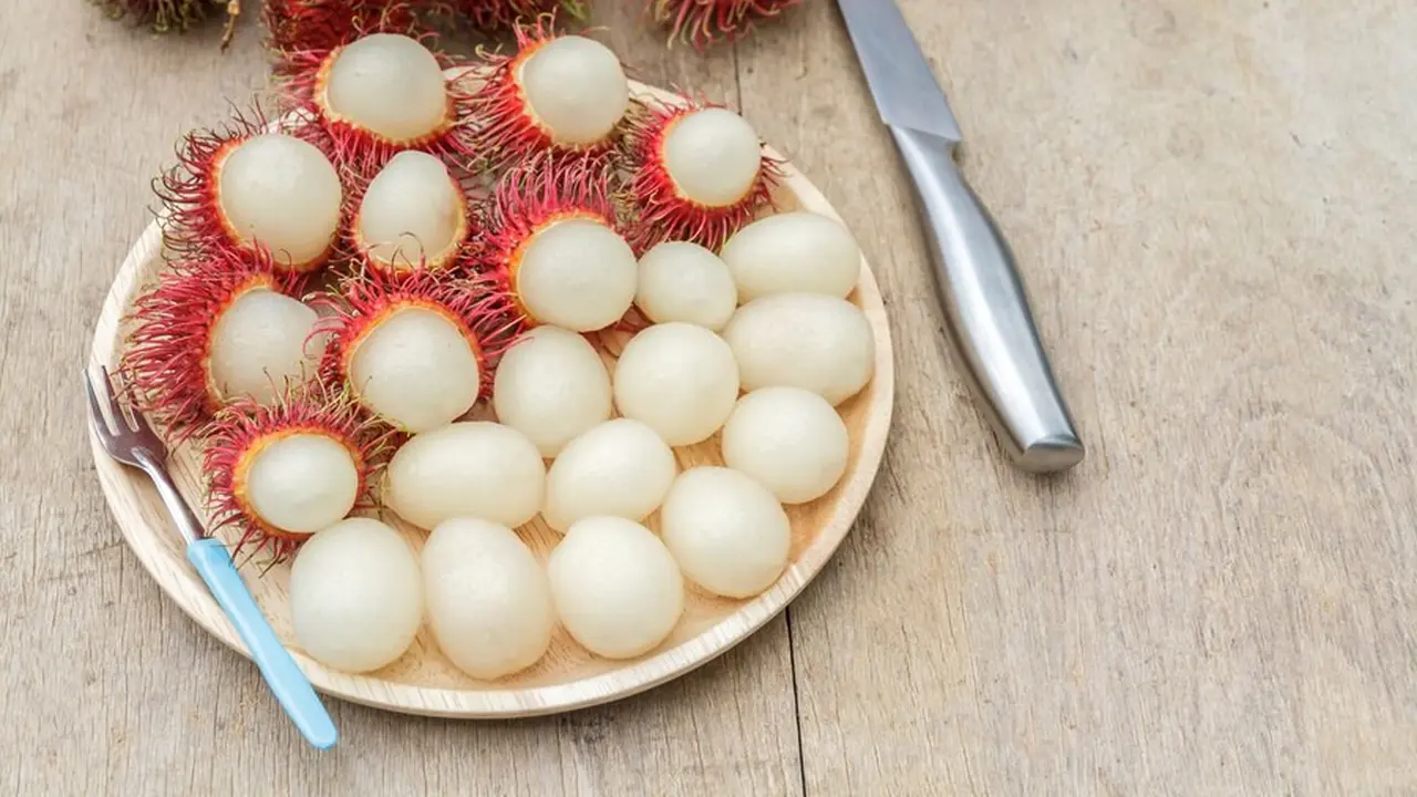 Ilustrasi buah rambutan 2/freepik.com