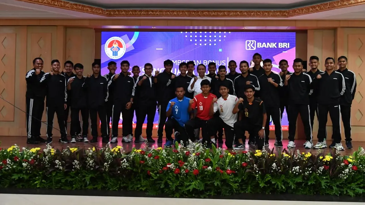 Menpora Lepas Timnas Sepak Bola Pelajar U-18 di Ajang Asian School Football 2019