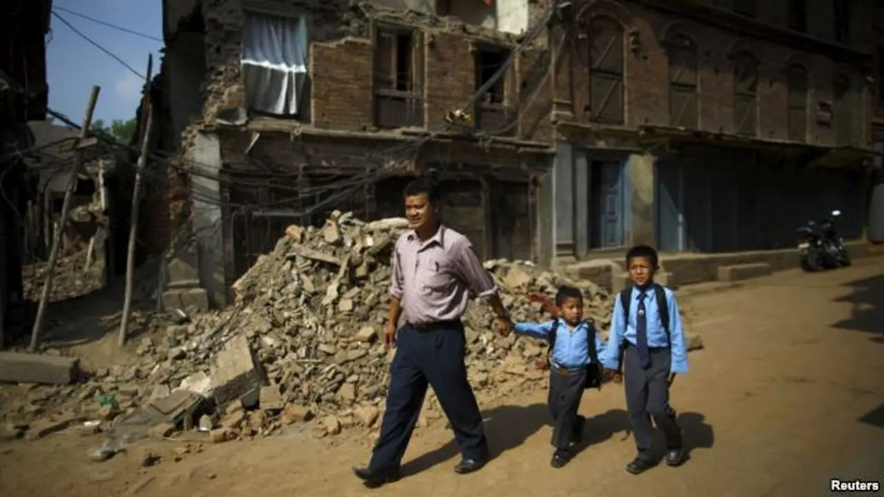 Di Sekolah Beratap Terpal, Anak-anak Nepal Ikuti Pemulihan Trauma