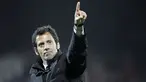 SL Benfica's coach Spanish Quique Sanchez Flores reacts at the end of their Portuguese First league football match against Naval at the Bento Pessoa Stadium in Figueira da Foz, on March 8, 2009. AFP PHOTO / MIGUEL RIOPA