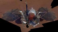 Wahana InSight NASA mengambil foto selfie di Planet Mars. (NASA / JPL-Caltech)