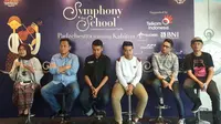 Anak-anak SMA Negeri 3 Padmanaba Yogyakarta sebelum tampil bersama Kahitna. (Surya Hadiansyah)
