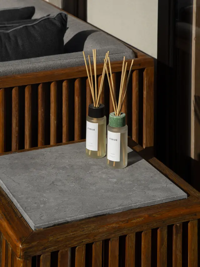 Produk reed diffuser CAMANI