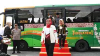 Khofifah Indar Parawansa meresmikan Trans Jatim Koridor II yang mengusung tema “Tribhuwana Tunggadewi” di Terminal Kertajaya Kota Mojokerto. (Dian Kurniawan/Liputan6.com)