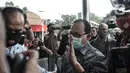 Direktur Utama PT Waskita Beton Precast Jarot Subana tiba di Gedung KPK, Jakarta, Kamis (23/7/2020). Jarot dijemput paksa penyidik KPK setelah tiga kali mangkir memenuhi panggilan kasus dugaan tindak pidana korupsi proyek fiktif pada BUMN PT Waskita Karya (Persero) Tbk. (merdeka.com/Iqbal Nugroho)