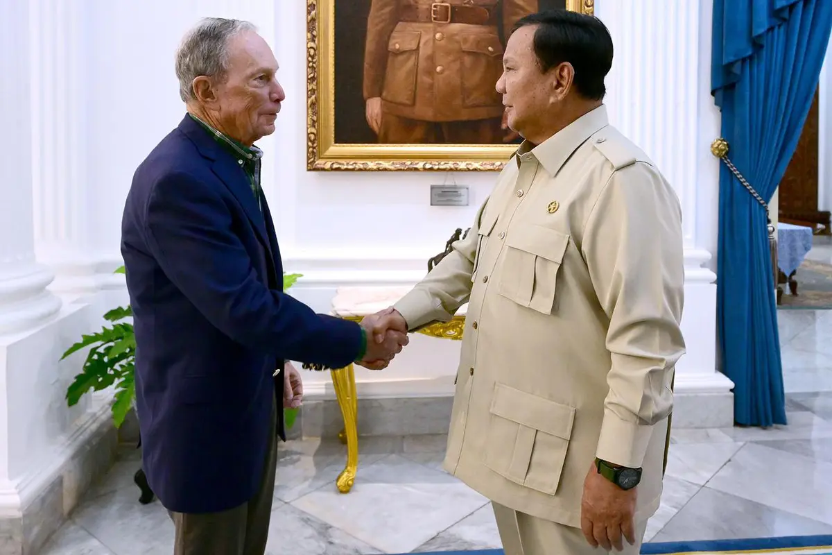Prabowo bertemu Michael Bloomberg