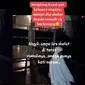 Viral Wanita Tagih Utang Sampai Rela Salat di Depan Rumah Orang yang Berhutang (Sumber: TikTok/@krisnamukti84)