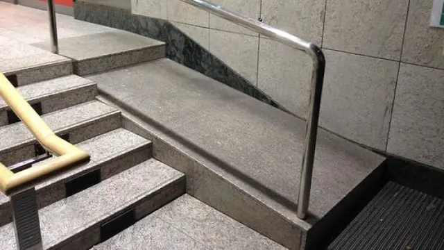 8 Desain Gagal Untuk Penyandang Disabilitas Ini Bikin Tepuk Jidat