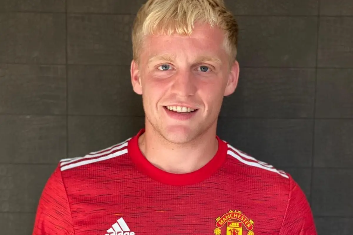 Donny van de Beek Resmi Jadi Milik MU