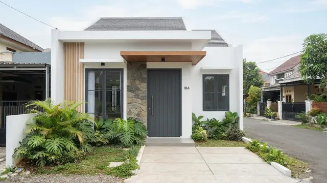 Pilihan Warna Pintu untuk Rumah dengan Dinding Putih
