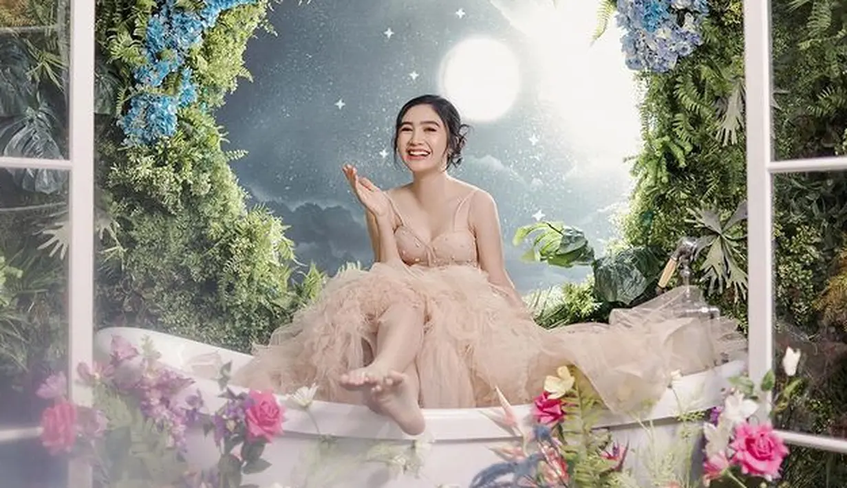 <p>Sepupu Ranty Maria ini terlihat makin memesona saja. (FOTO: instagram.com/febbyrastanty/)</p>