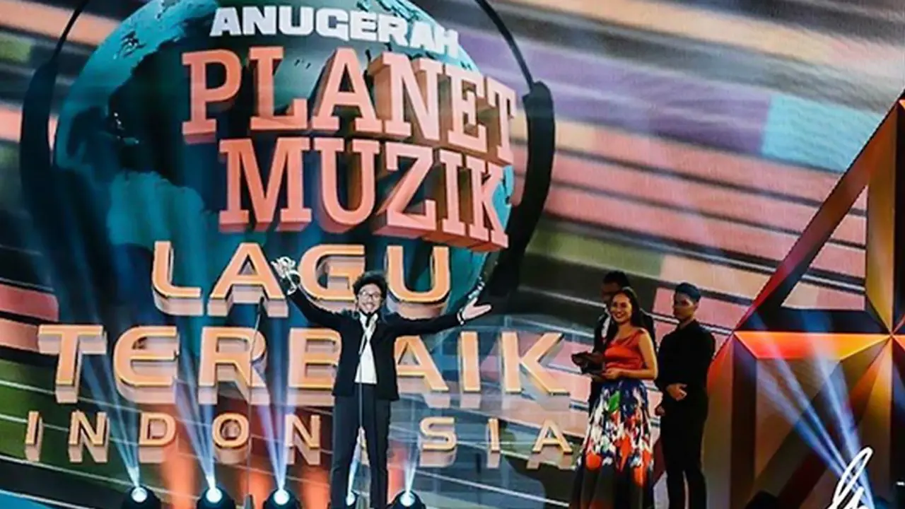 Anugrah Planet Muzik 2015