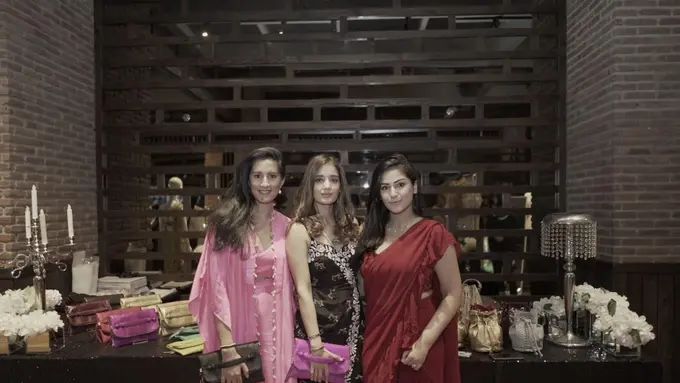Koleksi Tas Mewah Berbalut Eksotisme dan Etnik Khas India
