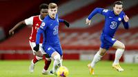 TIMO WERNER BELUM BERKONTRIBUSI MAKSIMAL: Striker baru Chelsea ini belum mampu memberikan dampak besar bagi lini depan The Blues. Saat melawan Arsenal, Werner cuma melepaskan dua shots dan tidak satupun mengarah ke gawang. (Andrew Boyers/ Pool via AP)