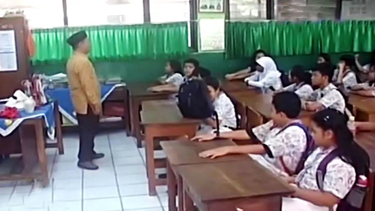 (Lip6petang) JAM SEKOLAH JAKARTA