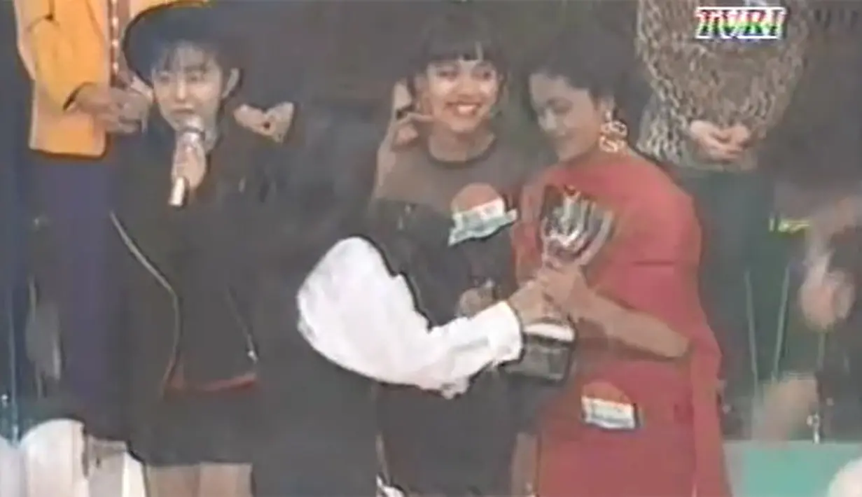 Krisdayanti ikut Asia Bagus 1992 (Youtube/ferdyan dalani)