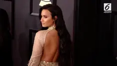 Setelah menjalani perawatan kurang lebih seminggu di Rumah Sakit akibat overdosis, Demi Lovato direncanakan akan keluar dari RS minggu ini.