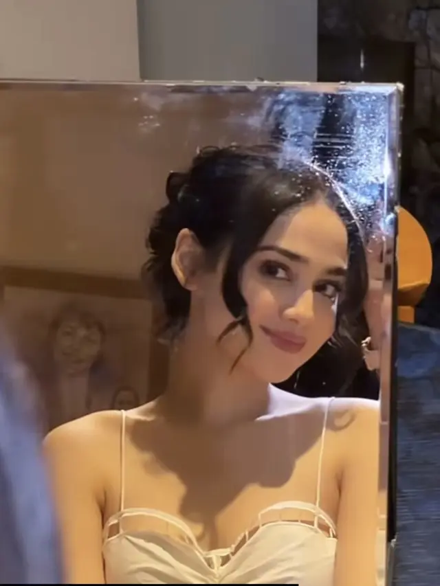 Makeup Syifa Hadju Gelar Welcome Dinner di Bali. [@a y u.hairstylist]