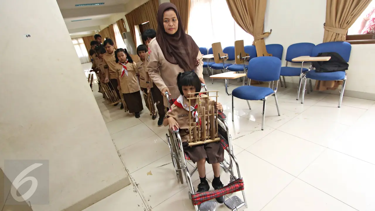 Sederet Cara dan Alat Belajar Anak Berdasarkan Ragam Disabilitasnya