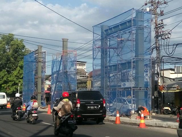 Menilik Jembatan Penyeberangan Modern Dan Ramah Difabel Pertama Di
