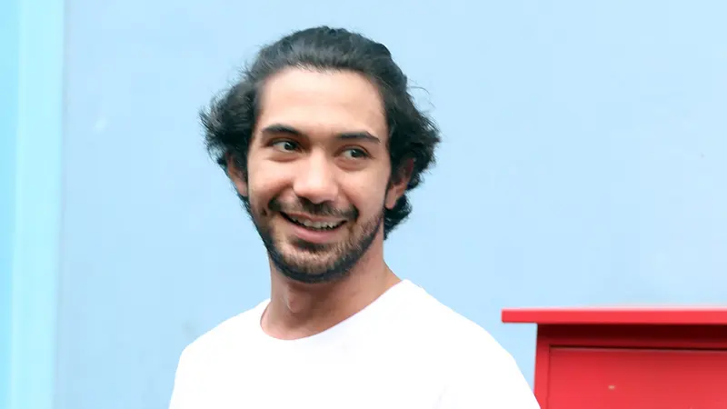 [Bintang] Reza Rahadian