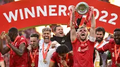 Sepanjang tahun 2022 yang baru saja berakhir, tercatat ada 5 klub dengan raihan jumlah kemenangan terbanyak di liga top Eropa dalam melakoni seluruh laga domestik maupun kompetisi antar-klub Eropa. Meski tak semuanya sukses merebut gelar juara liga, namun beberapa klub justru bersinar di ajang lainnya. Berikut daftar kelima klub tersebut. (AFP/Ben Stansall)