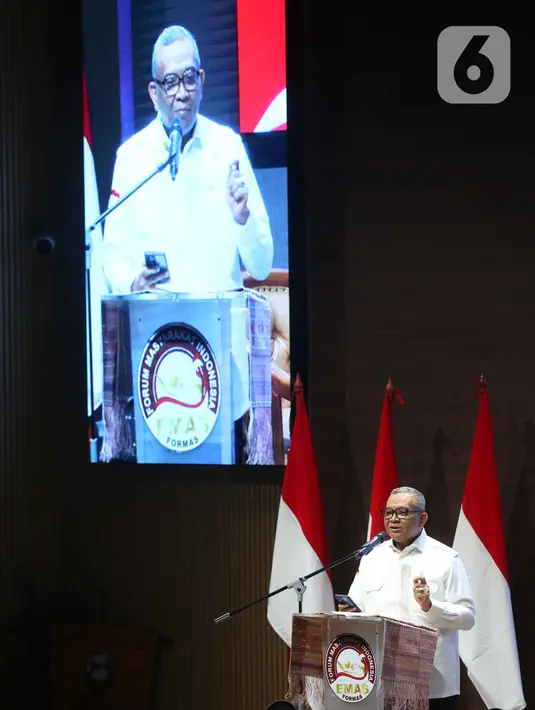 Wakil Menteri Ketenagakerjaan, Afriansyah Noor, saat memberi sambutan pembuka Focus Group Discussion (FGD) yang digelar Forum Masyarakat Indonesia Emas (FORMAS) di Auditorium Penunjang Siaran Luar Negeri, Gedung Radio Republik Indonesia (RRI), Jakarta, Jumat (5/6/2026). (Liputan6.com/Helmi Fithriansyah)
