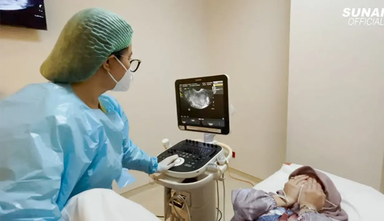 Nathalie Holscher (Youtube/Sunah Official)