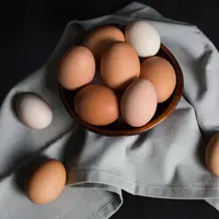 Telur segar/copyright: unsplash/katherine chase