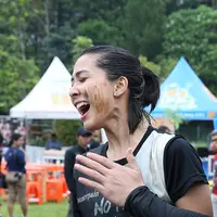 Sejak pacaran hingga menikah, pasangan Ganindra Bimo dan Andrea Dian selalu menunjukkan keromantisannya. Ia berharap, romantis yang sering ditunjukan diberbagai kesempatan bersama istri bisa menjadi inspirasi bagi yang lain. (Bambang E. Ros/Bintang.com)