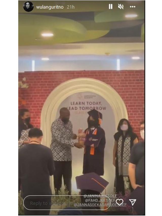 6 Potret Wulan Guritno dan Adilla Dimitri Hadiri Wisuda Anak, Tampak Kompak