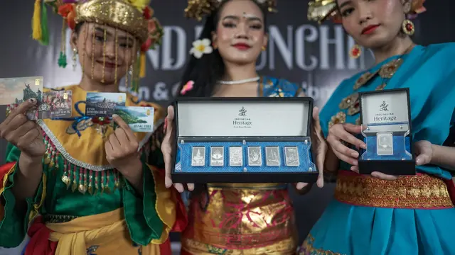 PT Aneka Tambang Tbk (Antam) meluncurkan produk perak dan emas seri terbaru dengan tema Indonesian Heritage. Antam memproduksi 6 desain perak batangan dan emas 4 desain. (Dok Antam)