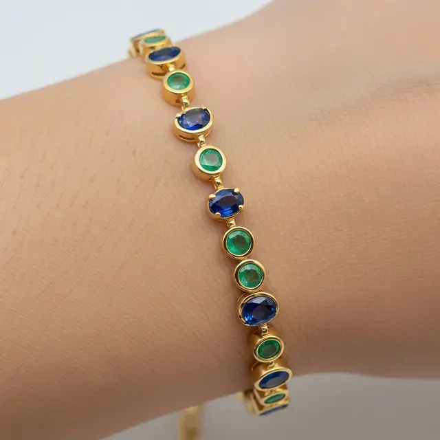 9 Model Gelang Emas Kombinasi Batu Zamrud Favorit Kolektor