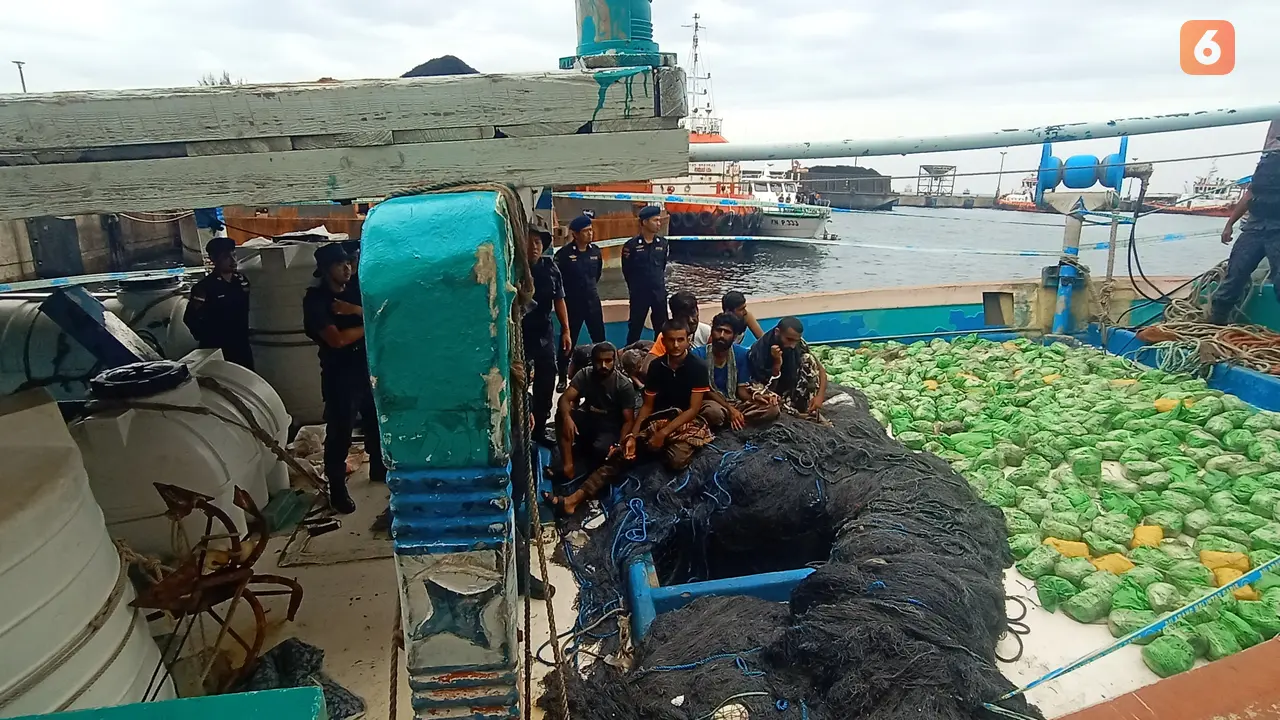 WN Iran Beserta 309 Bungkus Sabu Ditangkap BNN Dan Bea Cukai. (Jumat, 24/02/2023). (Yandhi Deslatama/Liputan6.com).