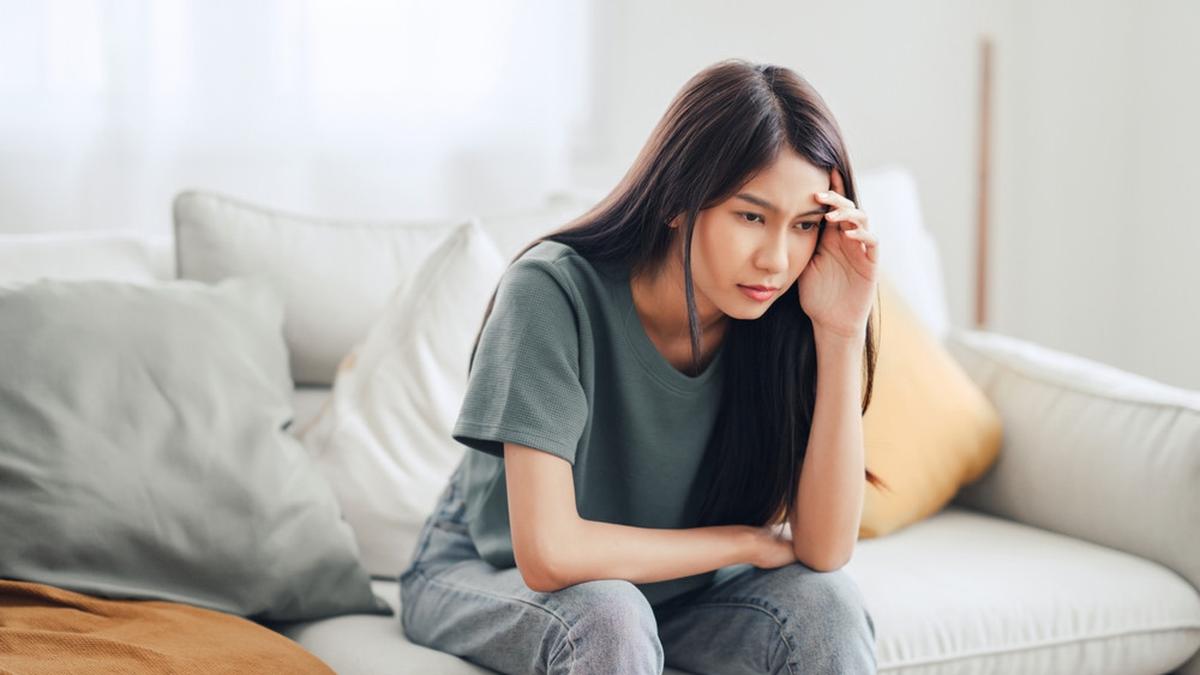 Kapan Perempuan Perlu Cek Hormon? Kenali Gejalanya Sekarang Juga!