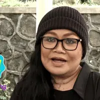 Mendiang January Christy merupakan sosok yang selalu menjaga silaturahmi dengan sahabat-sahabatnya.