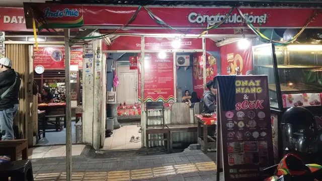 Mie Nyemek Bu Siti.