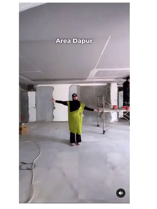 10 Potret Pembangunan Rumah Baru Tasyi Athasyia, Sudah Tampak Mewah