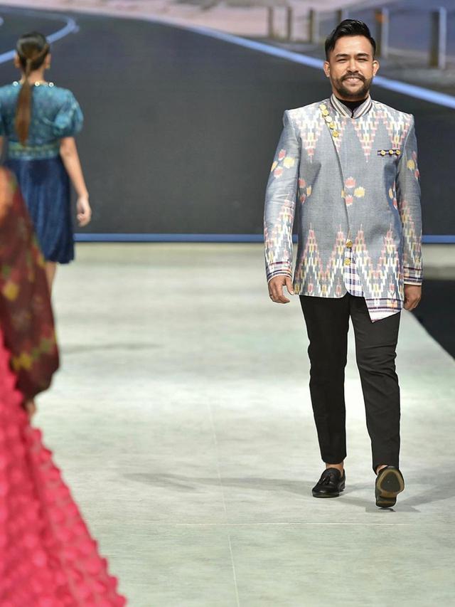 8 Potret Alumni D'Academy Jadi Model di Indonesia Fashion Week 2022, Memukau
