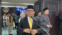 Wakil Ketua DPRD DKI Jakarta Basri Baco saat memberikan keterangan pers di Gedung DPRD DKI Jakarta, Senin (8/9/2025). (Foto: Liputan6.com/Winda Nelfira).
