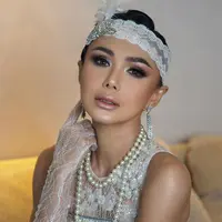 Yuni Shara dimakeup (Instagram/bima.chang)