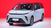 MG Maxus 9 memiliki nama asli Maxus Mifa 9 di negara asalnya yaitu Tiongkok. Mobil ini memiliki kapasitas baterai yang cukup besar hingga 90 kWh dengan jarak jelajah sampai 540 km dari kondisi terisi penuh. Motor listrik yang digunakan juga bisa memberikan tenaga cukup buas. Tenaga maksimalnya tembus 245 Hp dengan torsi 345 Nm. (Source: autostation.com)
